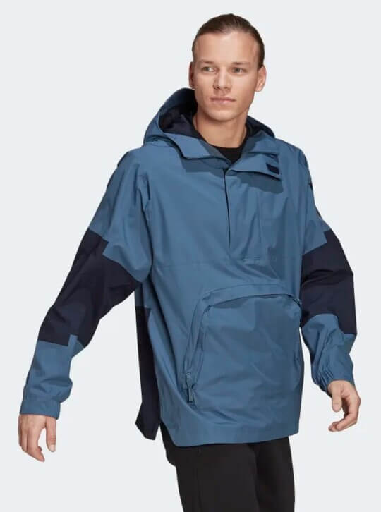 Модная куртка анорак от Adidas