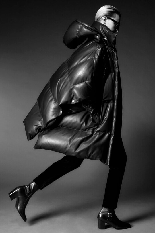 Модный пуховик длины миди Saint Laurent