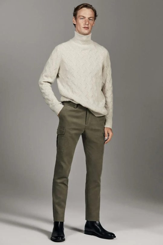 Брюки карго Massimo Dutti со свитером