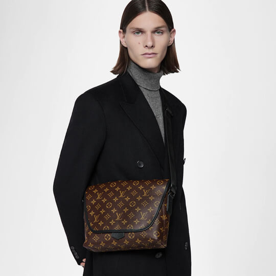 Сумка мессенджер Louis Vuitton